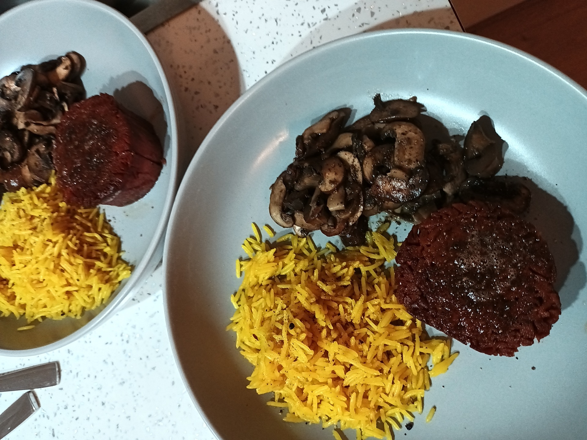 the vegan steak with mushrooms and rice